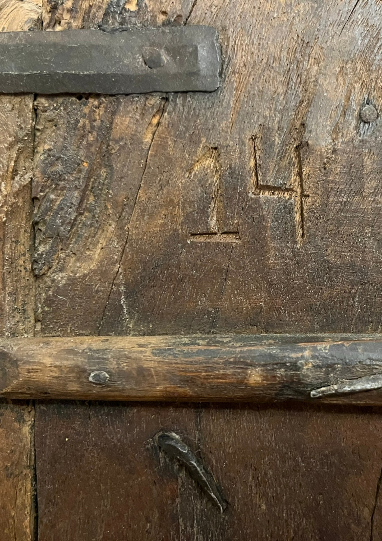 The Farah - Old Handcarved Window