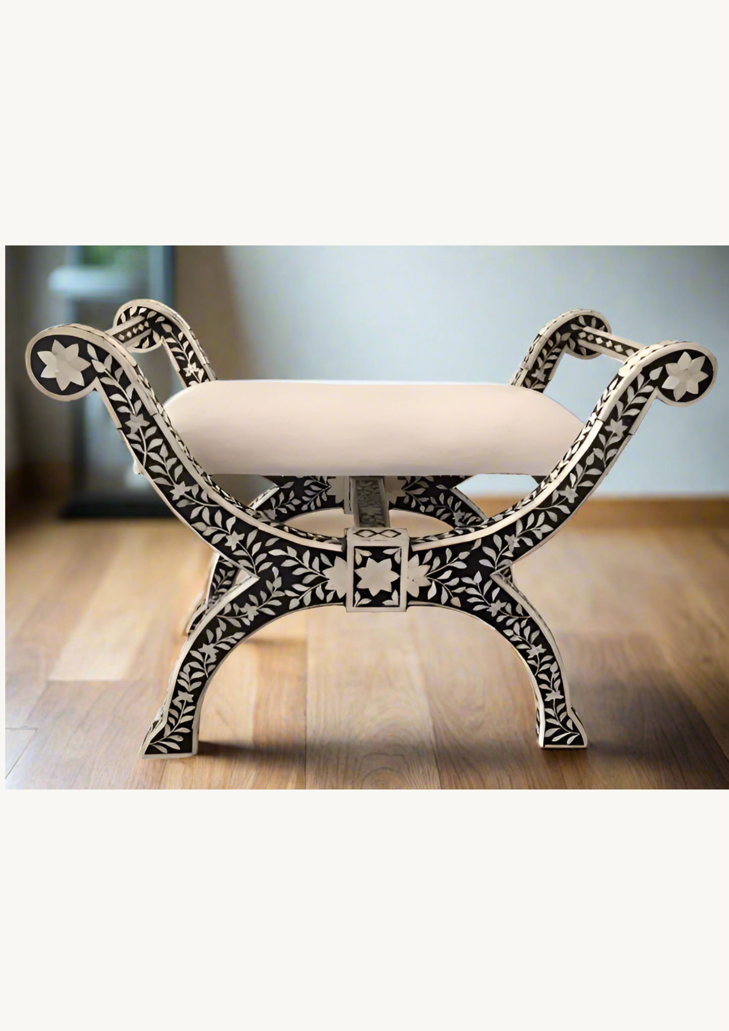 Amara Roman Bench