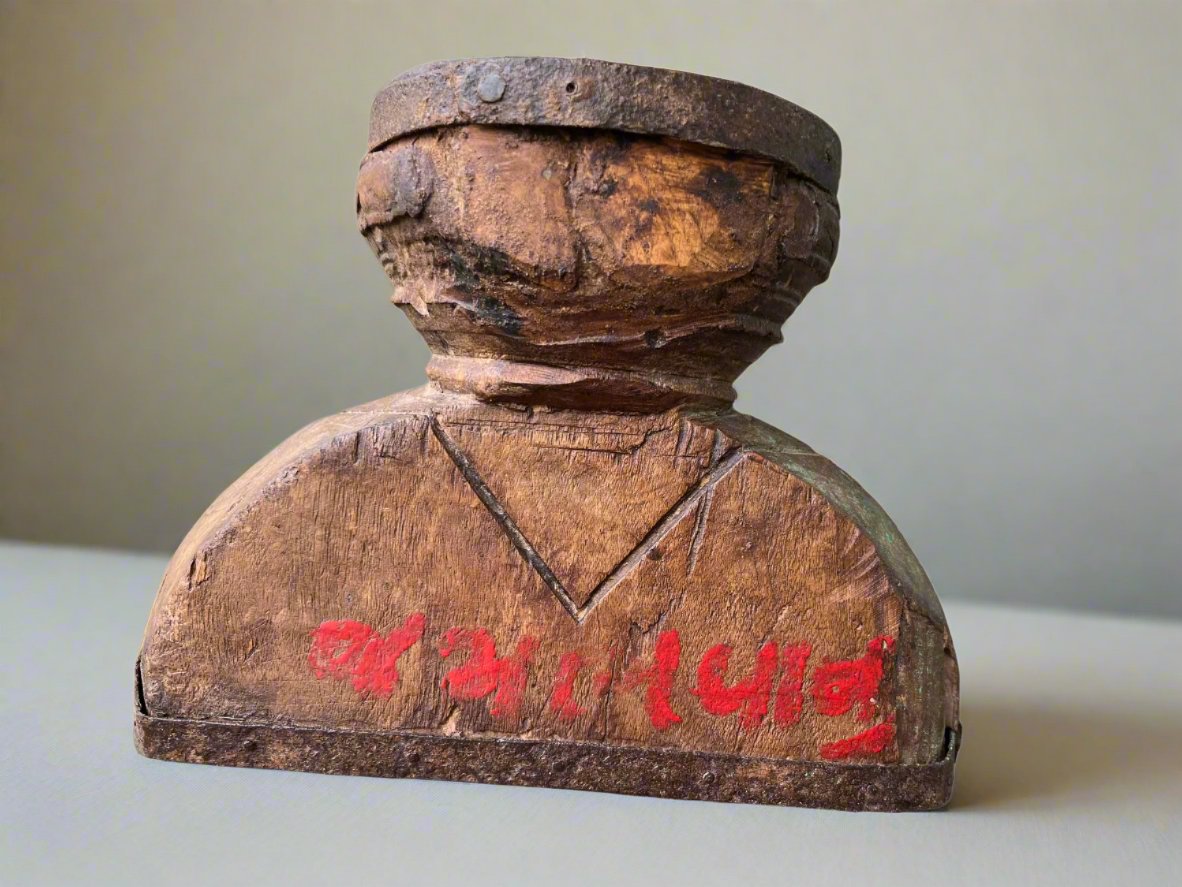 Arya Vintage Candle Holder