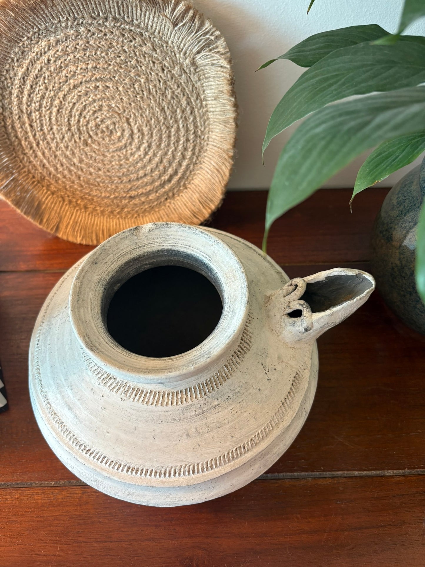 Atana Terracotta Pot