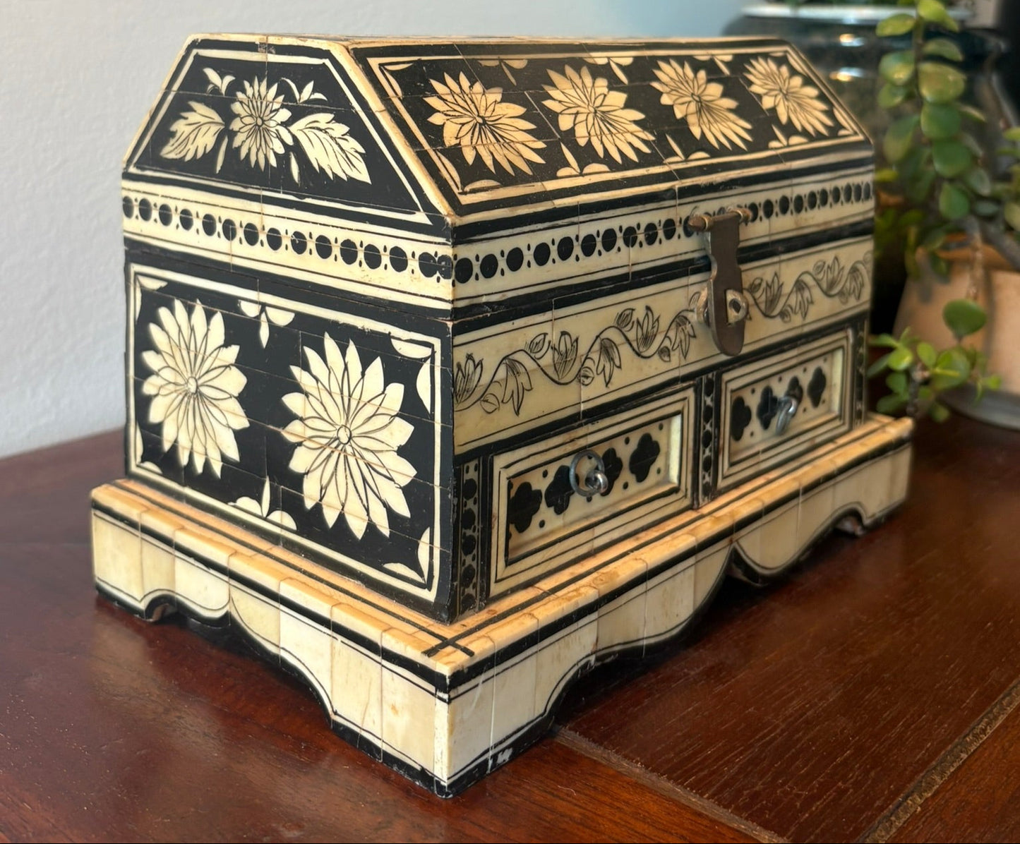 Amara Vintage Floral Hand painted Box