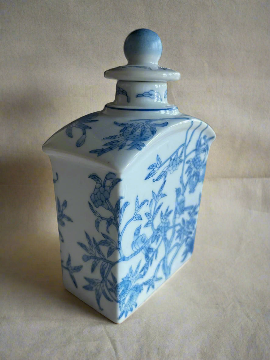 Chinese Blue and White jar