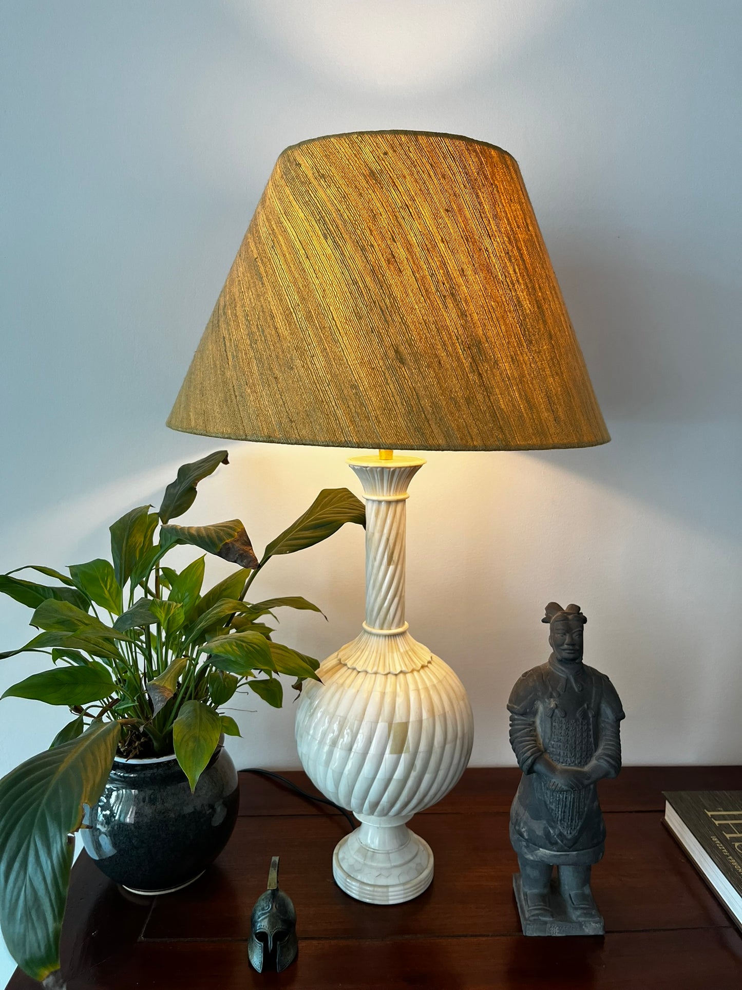 Amara Swirl Inlay Lamp
