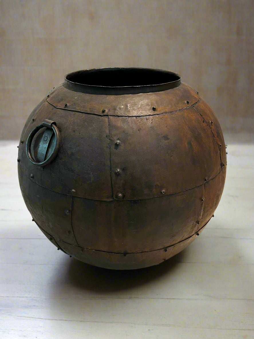 Raya Riveted Metal Pots
