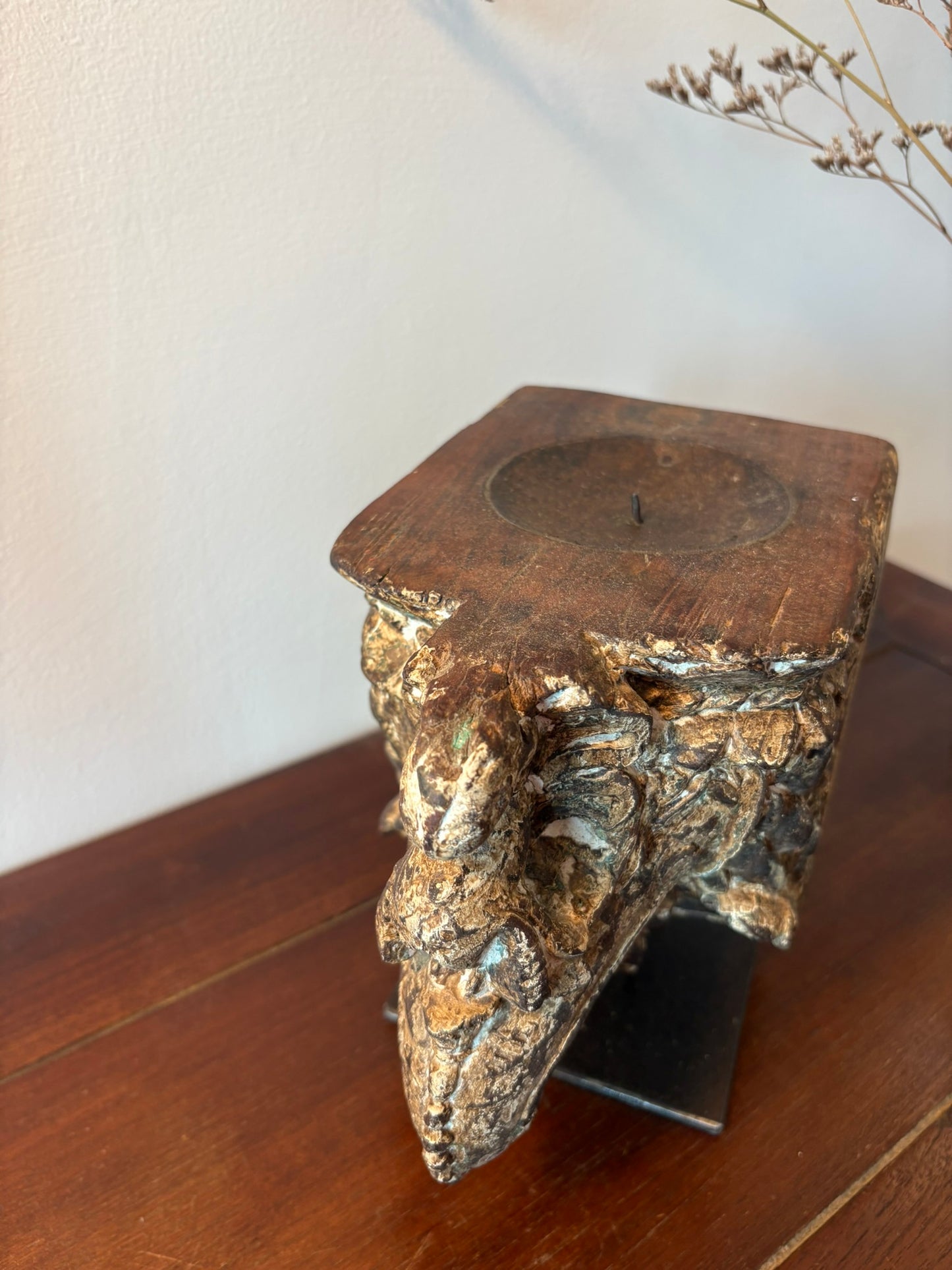 Neelam Vintage Pillar candle holder