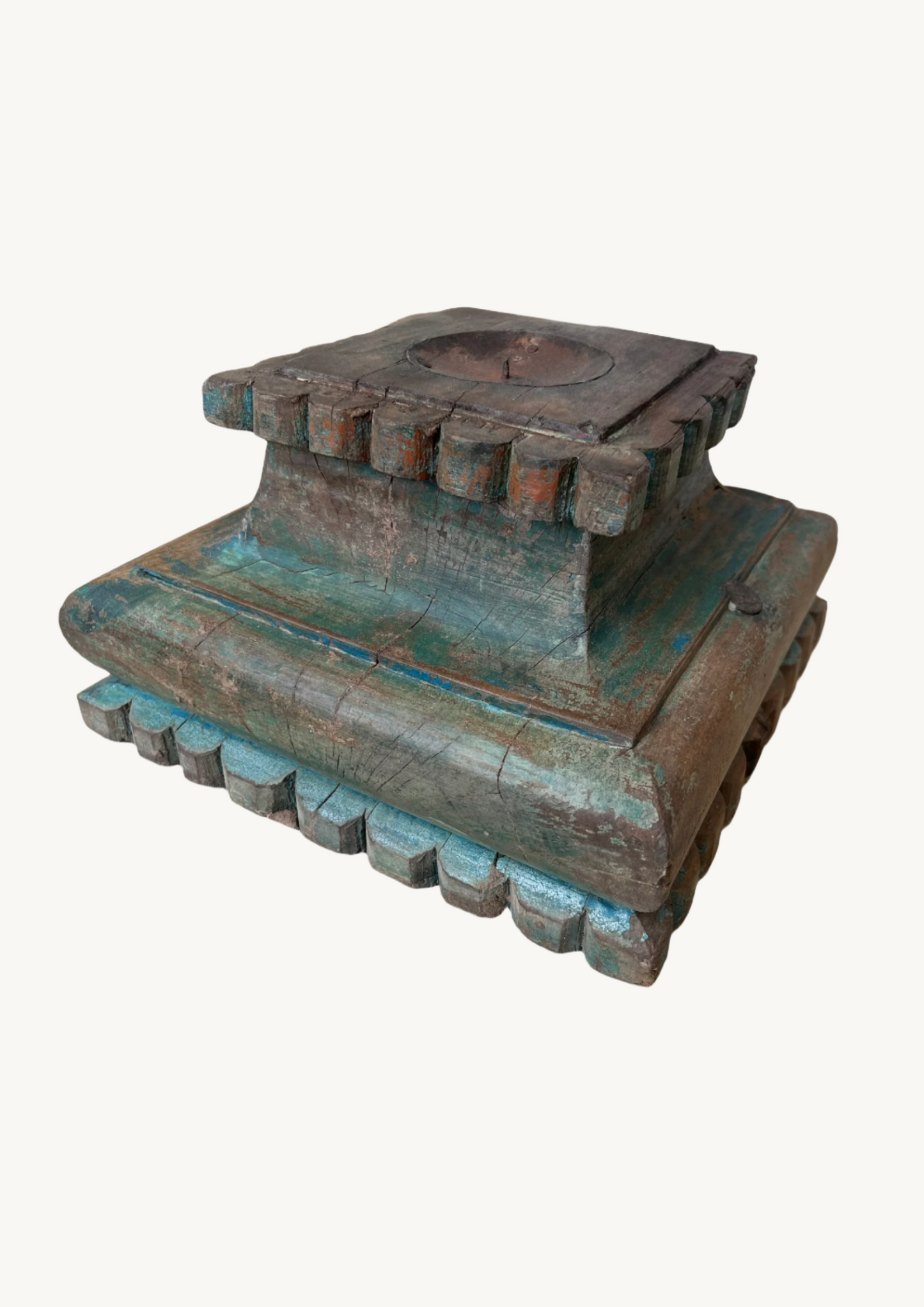Vintage Scallops Pillar Base