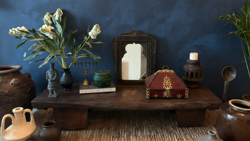 The Vintage & Antique Collective