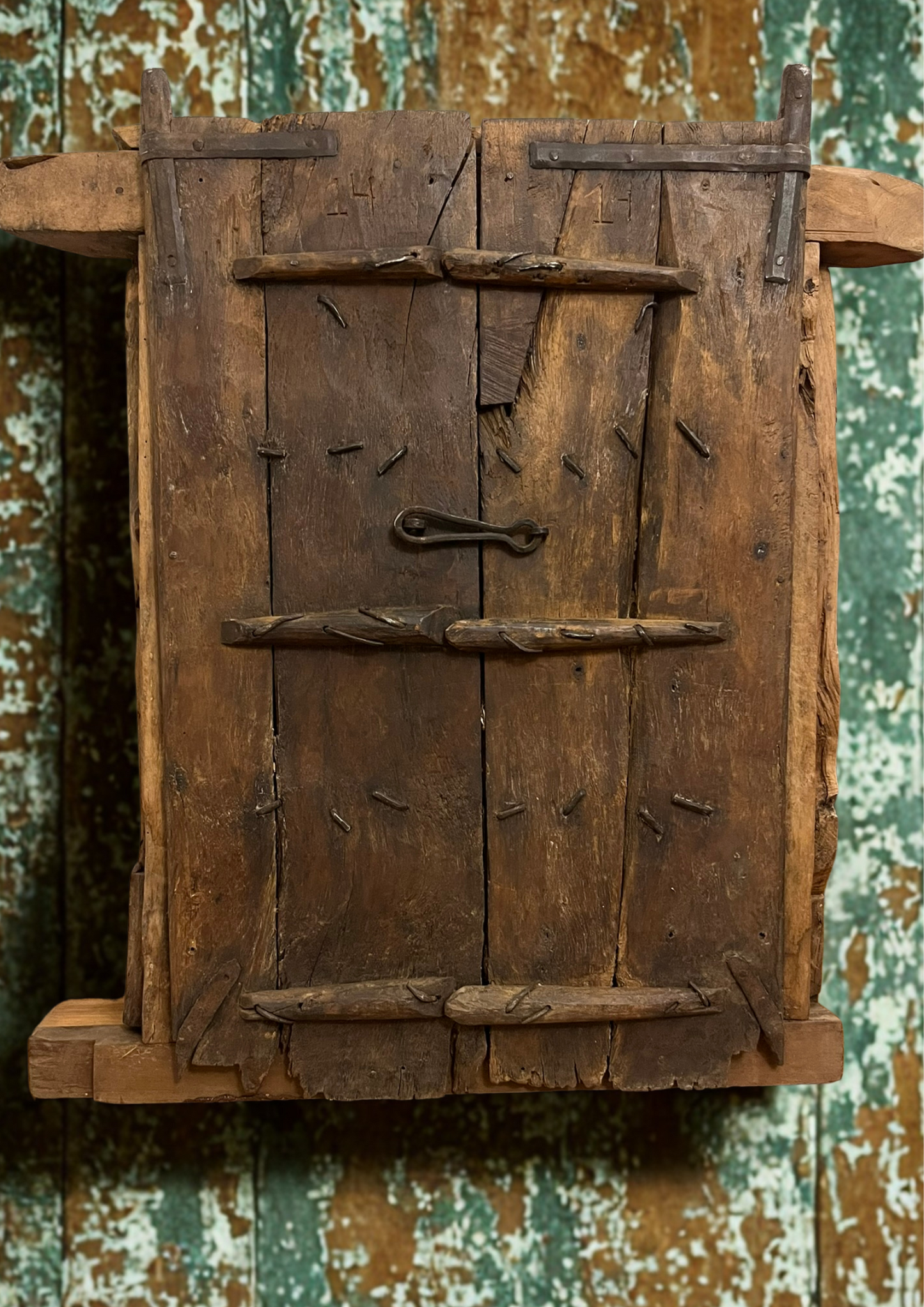 The Farah - Old Handcarved Window
