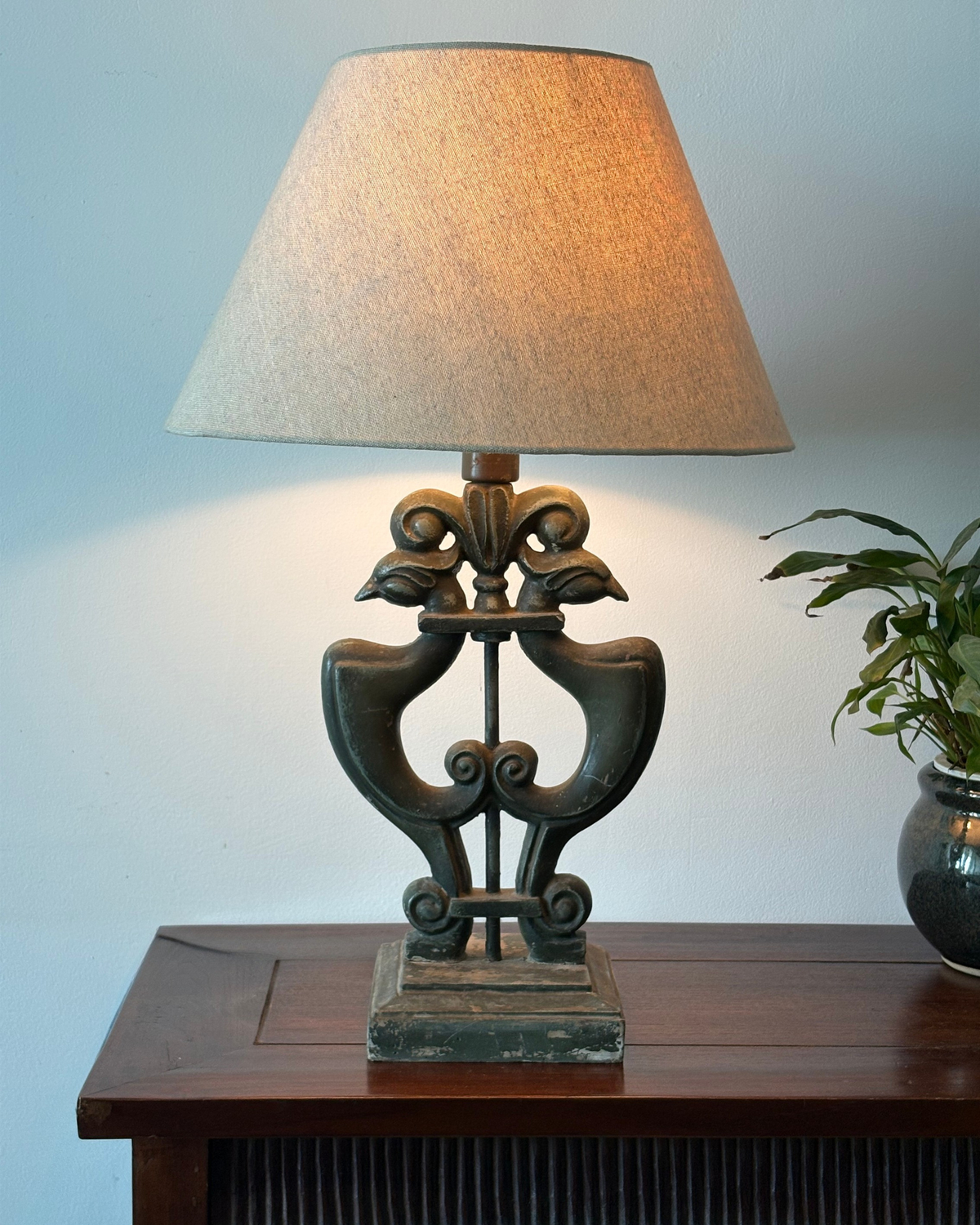 An Original Vintage Sculptural Lamp with Twin Birds