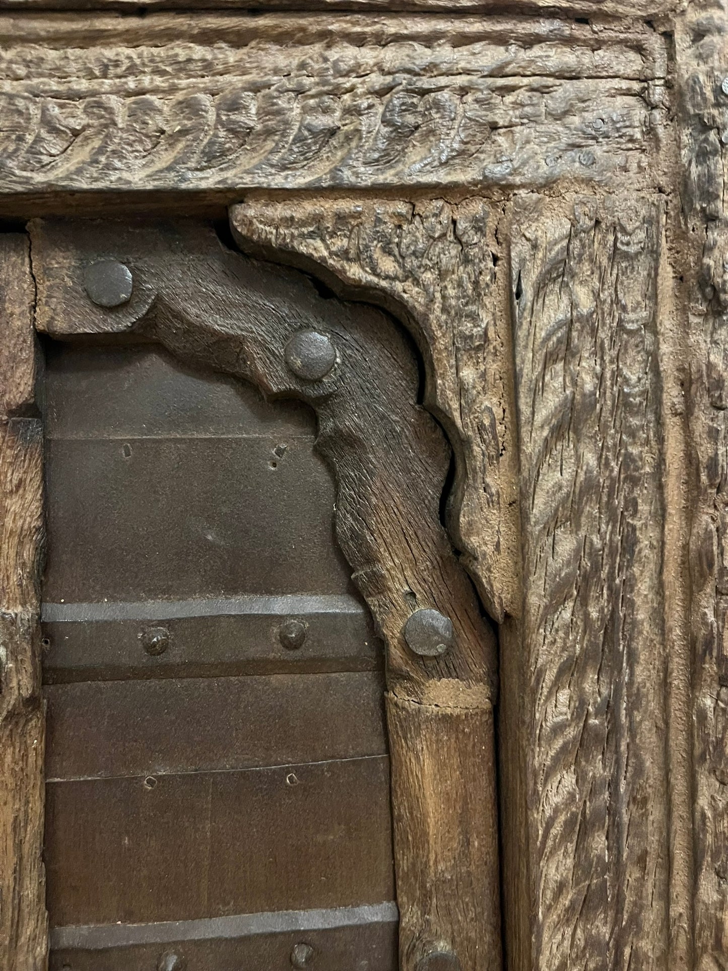 The Farah - Old Handcarved Window