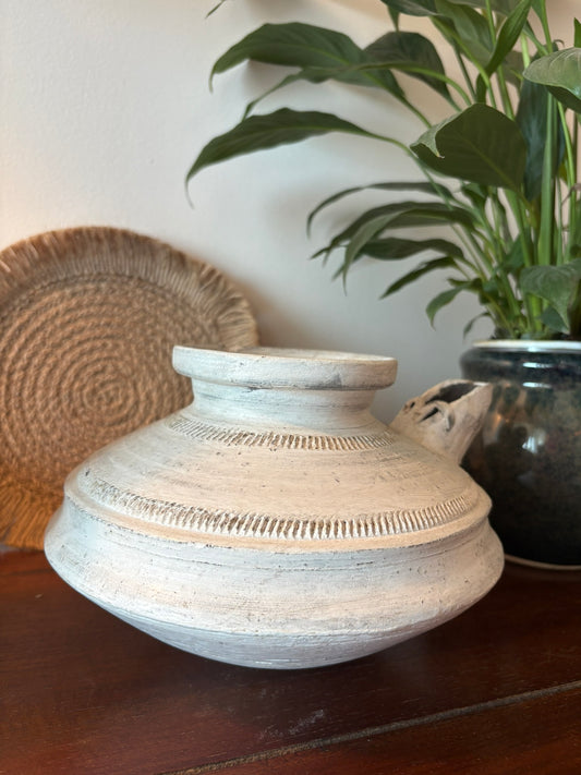 Atana Terracotta Pot