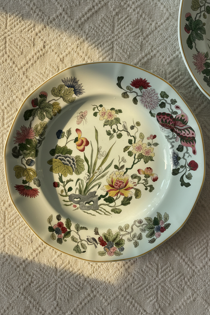 Vintage Adams Calyx Ware “Ming Jade” Dinner Plate - A single piece
