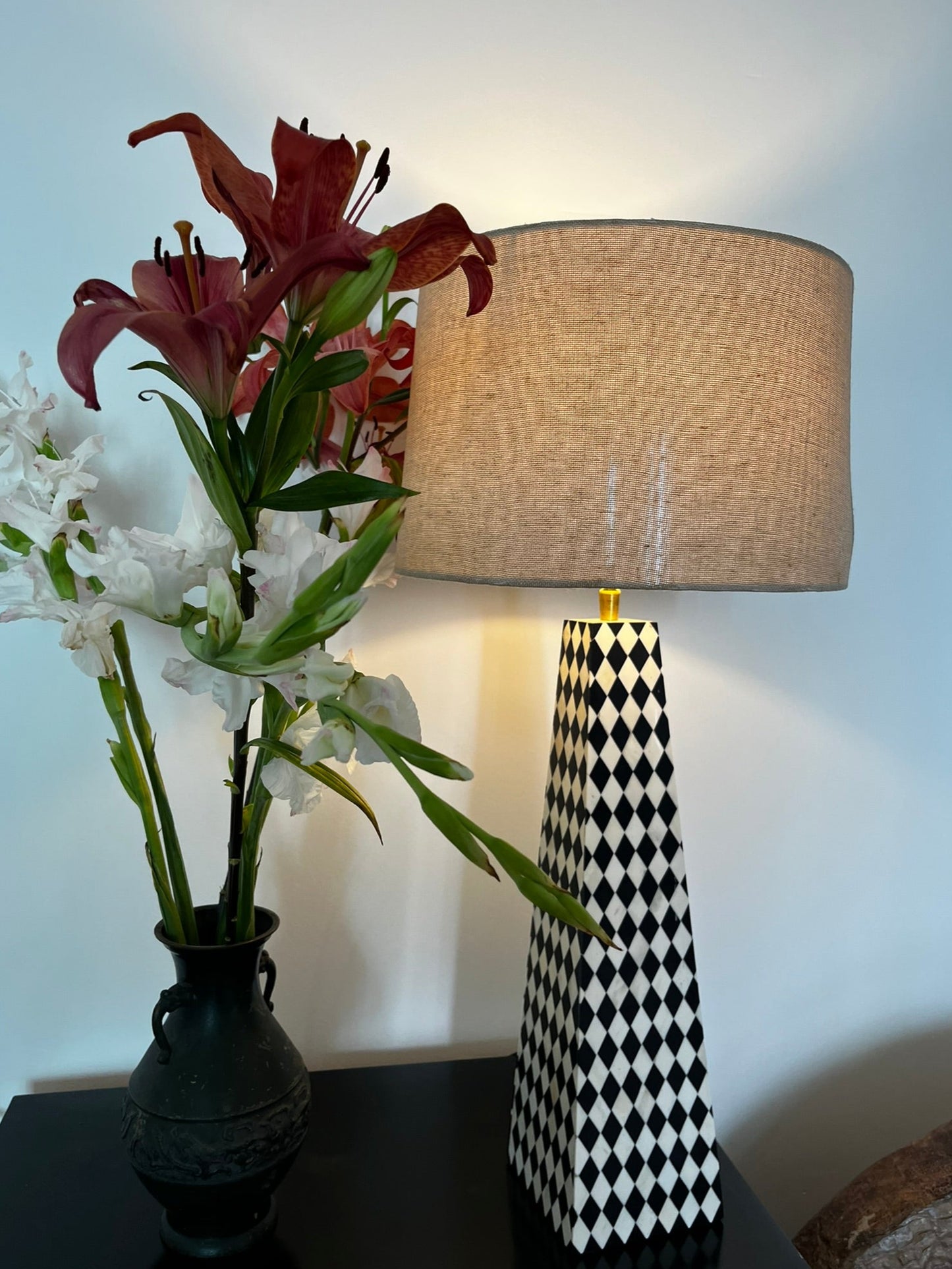 Amara Black and White Checks Inlay Lamp