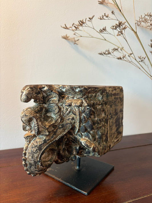 Neelam Vintage Pillar candle holder